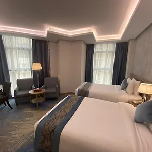 4* فندق Valy